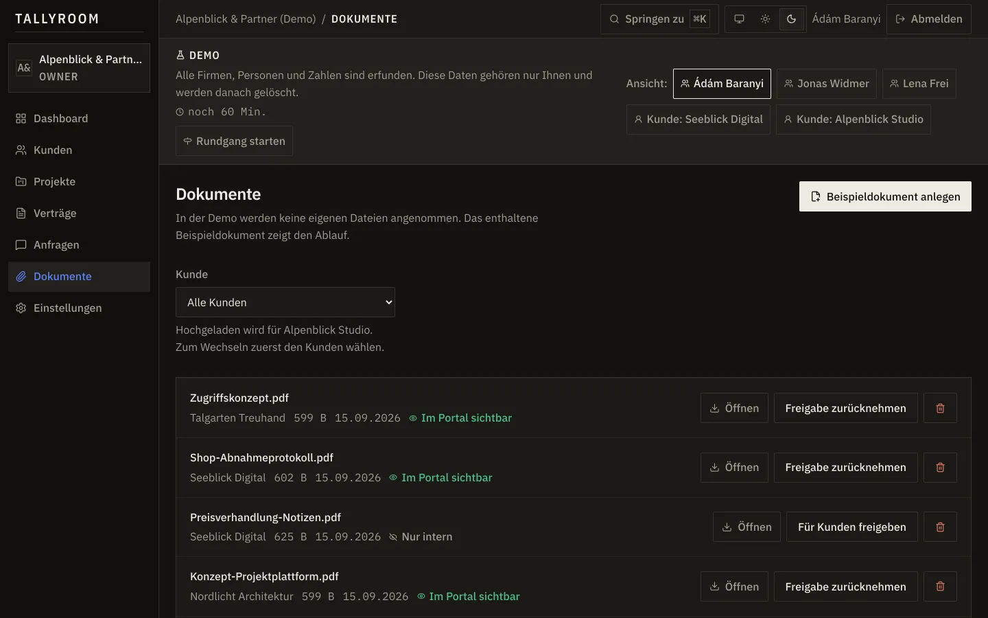 Dokumentenliste mit den Markierungen «Im Portal sichtbar» und «Nur intern»